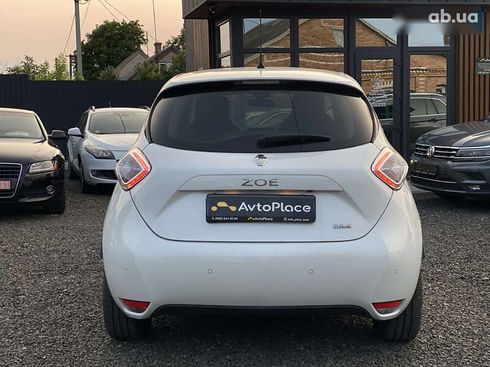 Renault Zoe 2019 - фото 8