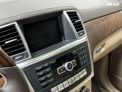 Mercedes-Benz GL-Класс 2015 черный - фото 21