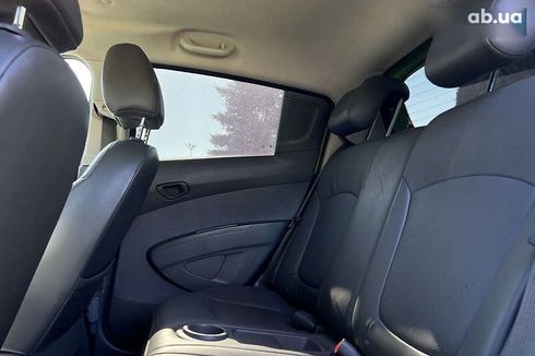 Chevrolet Spark 2015 - фото 18