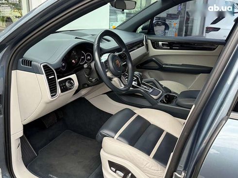 Porsche Cayenne 2019 - фото 20