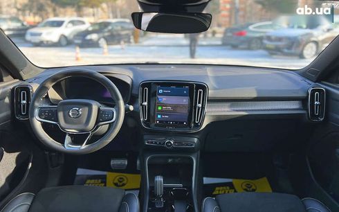 Volvo XC40 2021 - фото 18