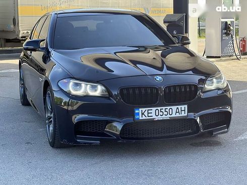 BMW 5 серия 2016 - фото 21