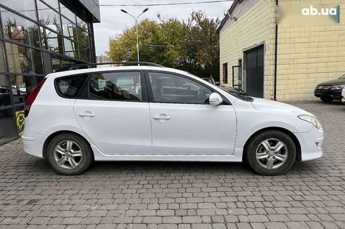 Hyundai i30 2010 - фото 8