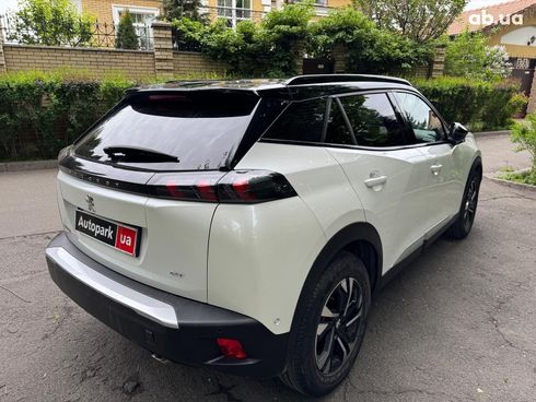 Peugeot 2008 2021 белый - фото 8