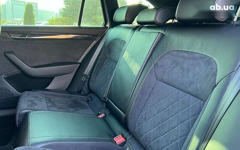 Skoda Superb 2018 - фото 24