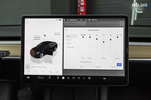 Tesla Model 3 2022 - фото 23