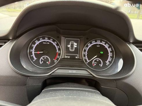 Skoda Octavia 2018 - фото 24