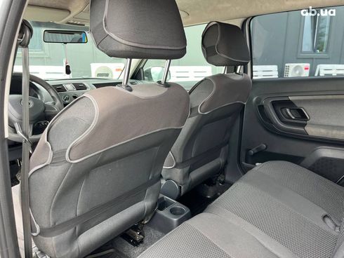 Skoda Fabia 2014 белый - фото 31