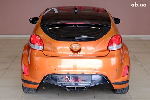 Hyundai Veloster 2016 оранжевый - фото 6