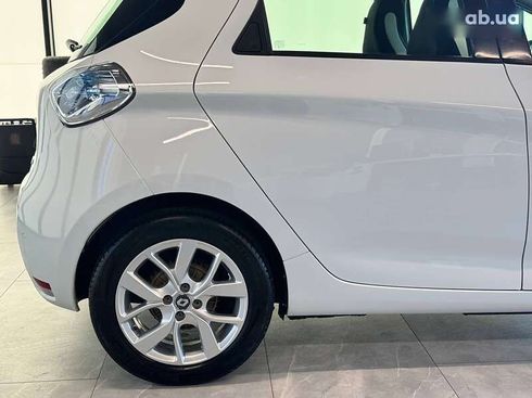 Renault Zoe 2019 - фото 10