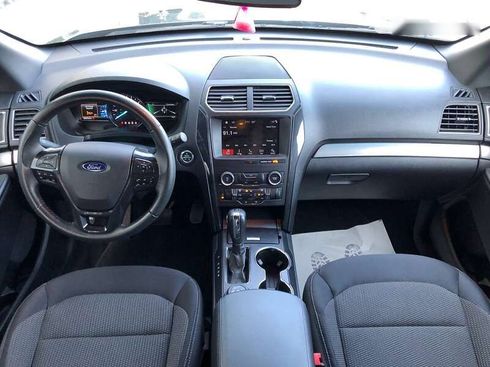 Ford Explorer 2019 - фото 8