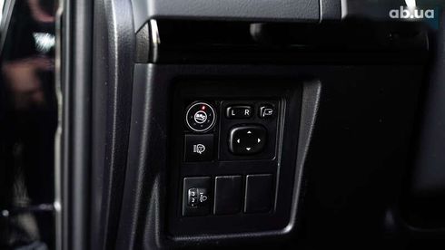 Toyota Land Cruiser Prado 2019 - фото 16