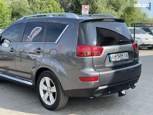 Peugeot 4007 2009 - фото 18