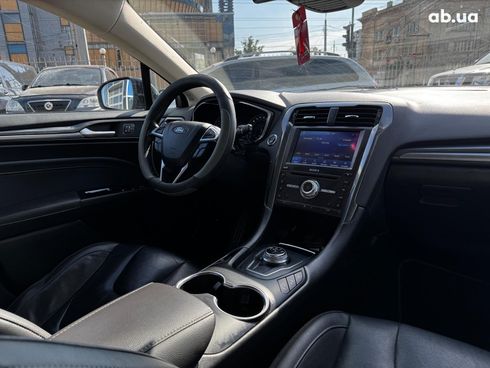Ford Mondeo 2020 черный - фото 21