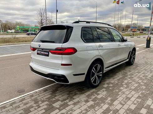 BMW X7 2022 - фото 11