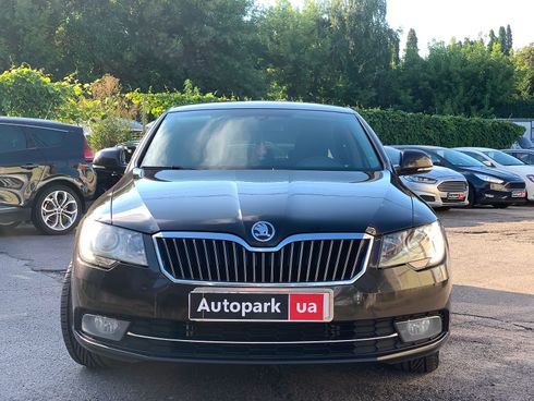 Skoda Superb 2013 коричневый - фото 2