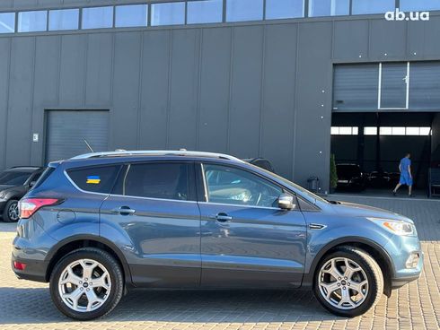 Ford Escape 2017 синий - фото 11