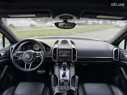 Porsche Cayenne 2016 - фото 12