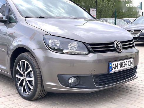 Volkswagen Touran 2011 - фото 8