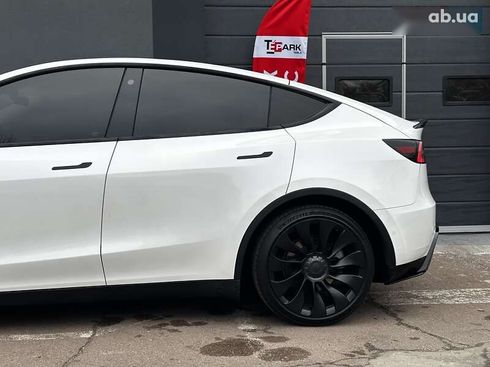 Tesla Model Y 2021 - фото 6