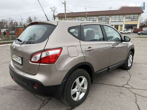 Nissan Qashqai 2010 - фото 12