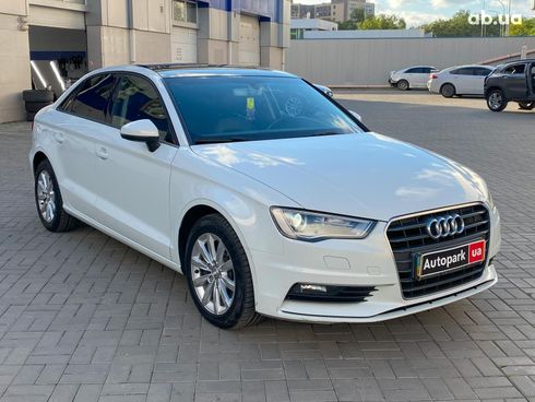 Audi A3 2015 белый - фото 3