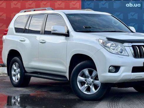 Toyota Land Cruiser Prado 2013 - фото 19