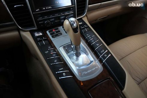 Porsche Panamera 2011 - фото 18