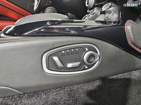 Aston Martin Vantage 2021 - фото 16
