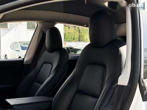 Tesla Model Y 2021 - фото 14