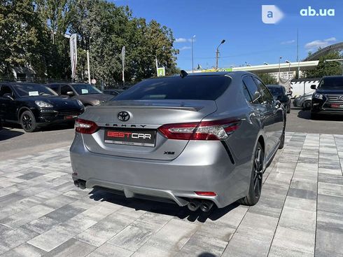 Toyota Camry 2020 - фото 14