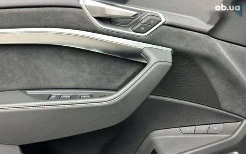 Audi E-Tron 2022 - фото 7