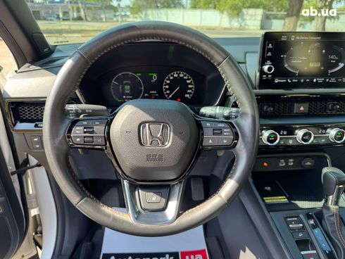 Honda CR-V 2023 белый - фото 26