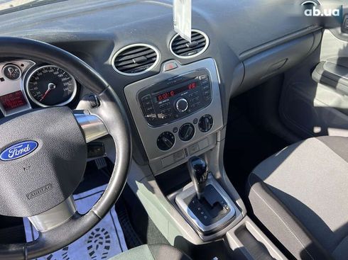 Ford Focus 2010 - фото 27