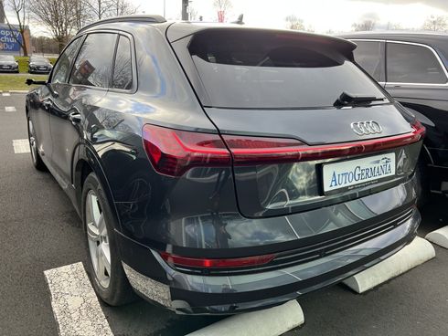 Audi E-Tron 2022 - фото 29