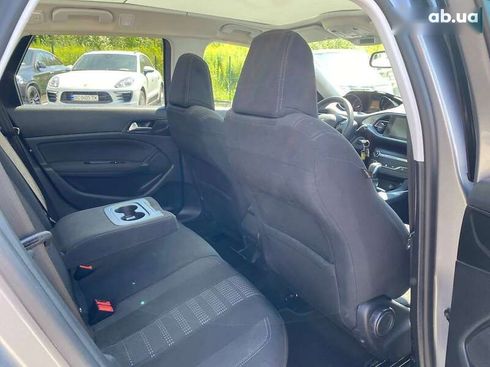 Peugeot 308 2015 - фото 23