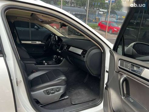 Volkswagen Touareg 2015 - фото 24