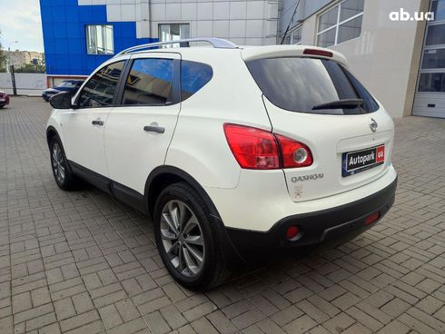 Nissan Qashqai 2008 белый - фото 11