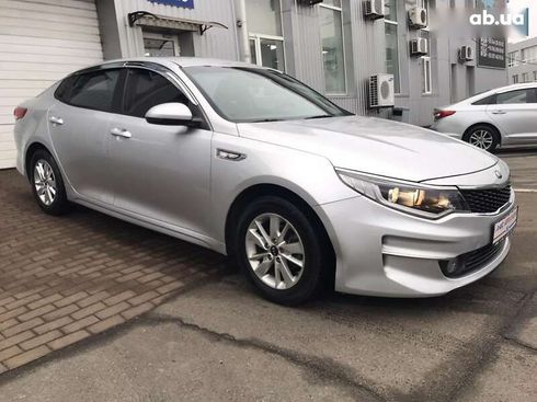 Kia K5 2016 - фото 2