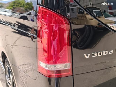 Mercedes-Benz V-Класс 2023 черный - фото 26