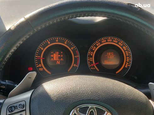 Toyota Corolla 2008 серебристый - фото 12