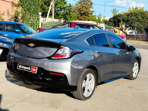 Chevrolet Volt 2018 серый - фото 8