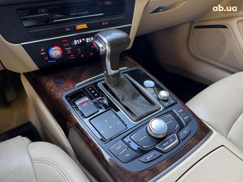 Audi A6 2011 белый - фото 24