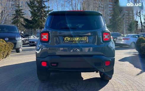 Jeep Renegade 2017 - фото 6