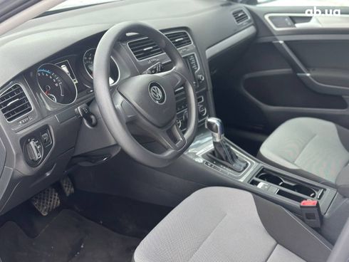 Volkswagen e-Golf 2015 серый - фото 21