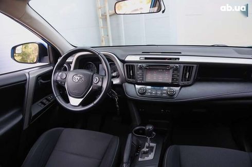 Toyota RAV4 2017 - фото 12