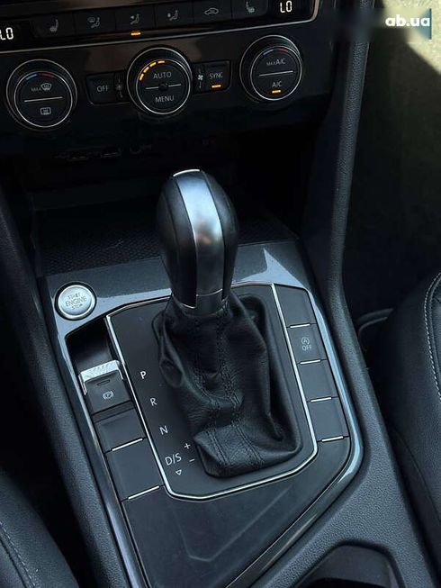 Volkswagen Tiguan 2019 - фото 11