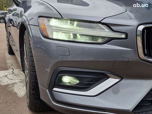 Volvo S60 2018 - фото 24