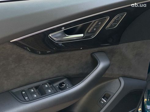Audi Q8 2021 синий - фото 32