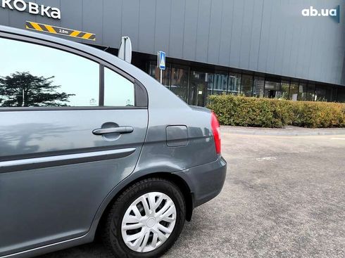 Hyundai Accent 2008 - фото 6